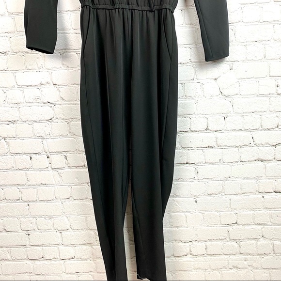 H&M Long Sleeve Black Pant V-Neck Jumpsuit 2 - Picture 3 of 10